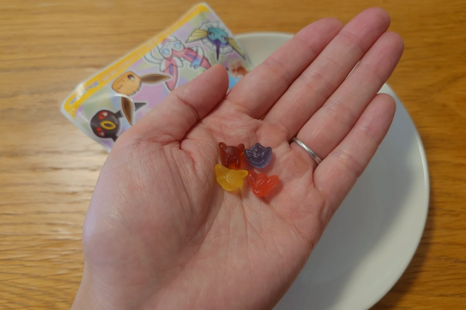 ポケぷに　イーブイフレンズ　味進化グミ