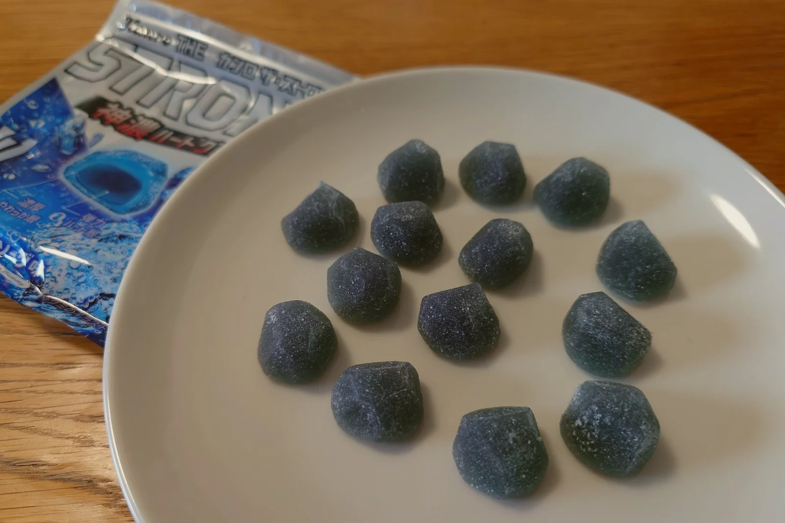 カンロ・ザ・ストロング ソーダ味